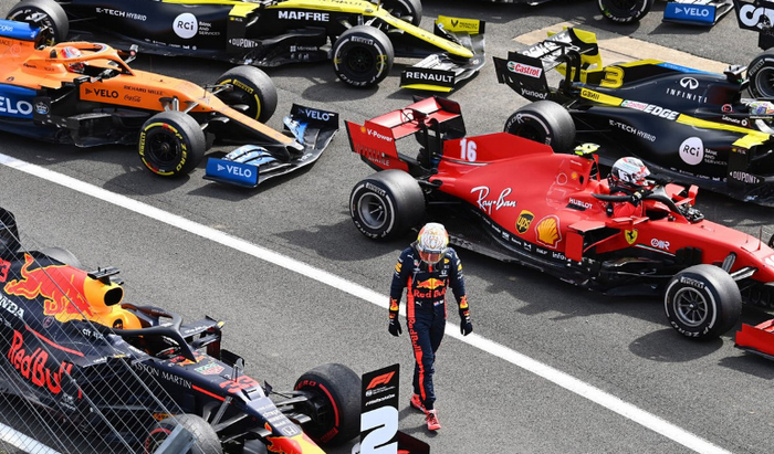 哈斯车队碾压雷诺车队，佩雷兹刷新纪录