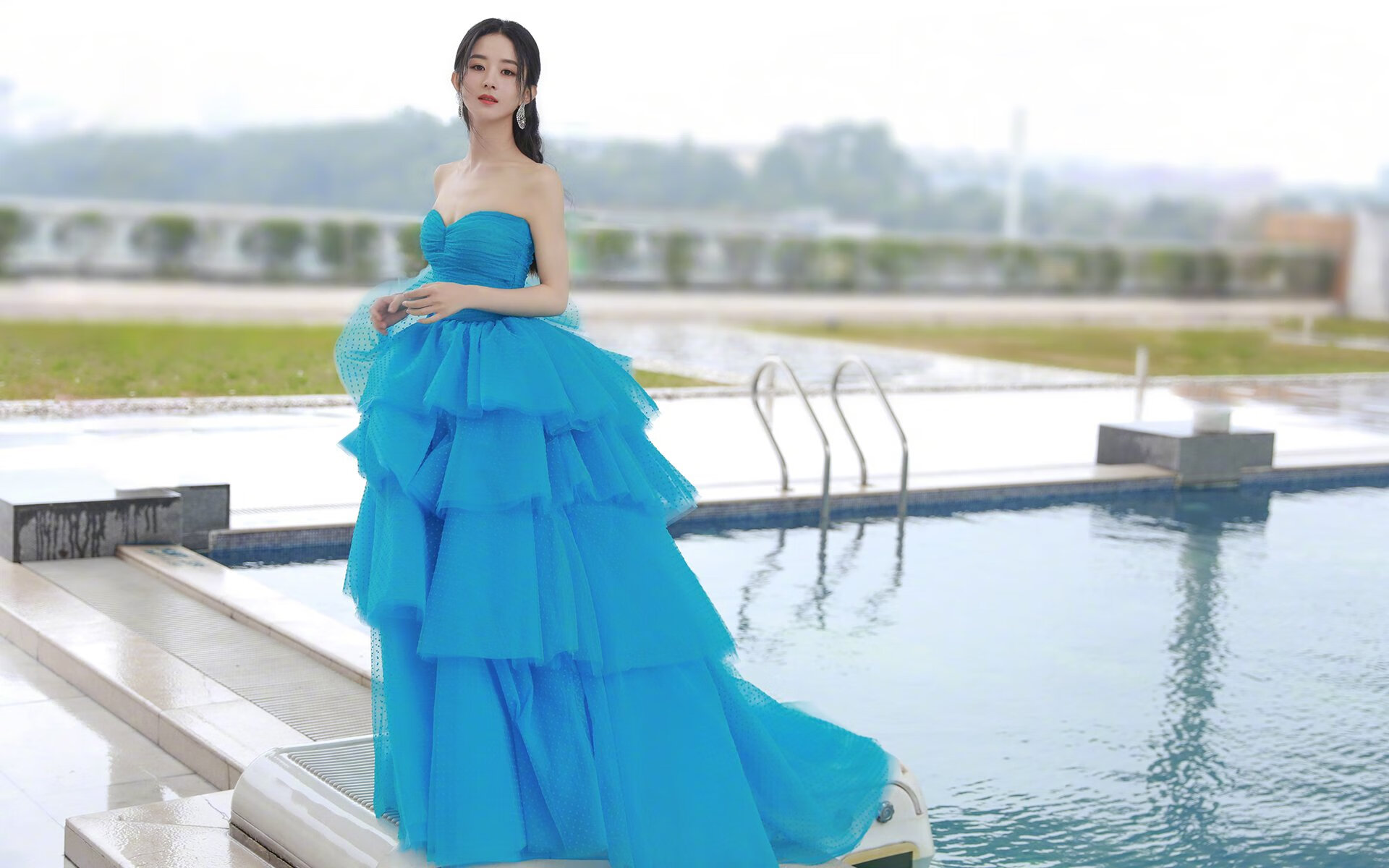 羽坛烽火连足坛，孤胆英雄的两重天