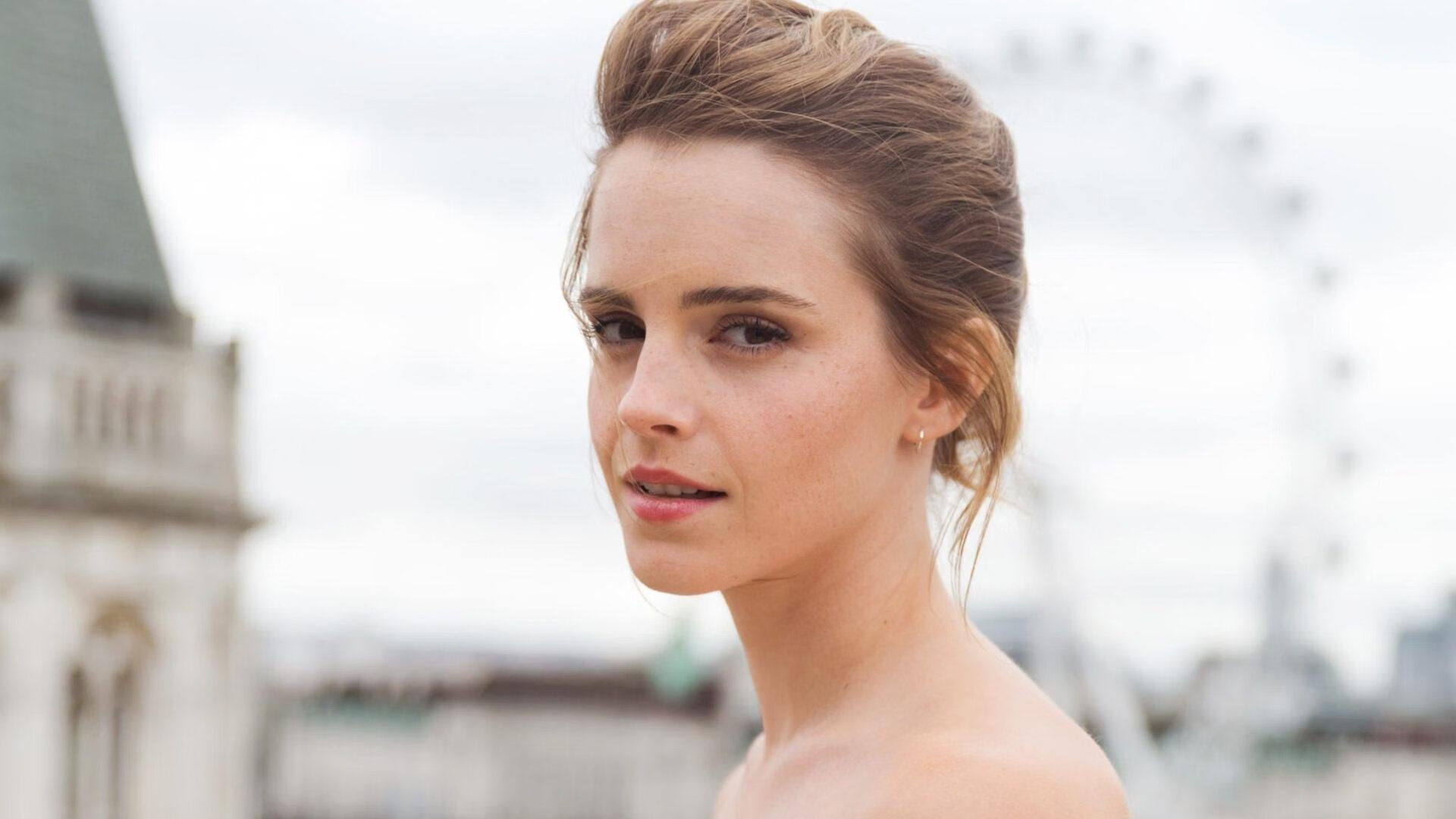 1秒绝杀!西亚卡姆化身独行侠救世主,压哨击败掘金震撼全场