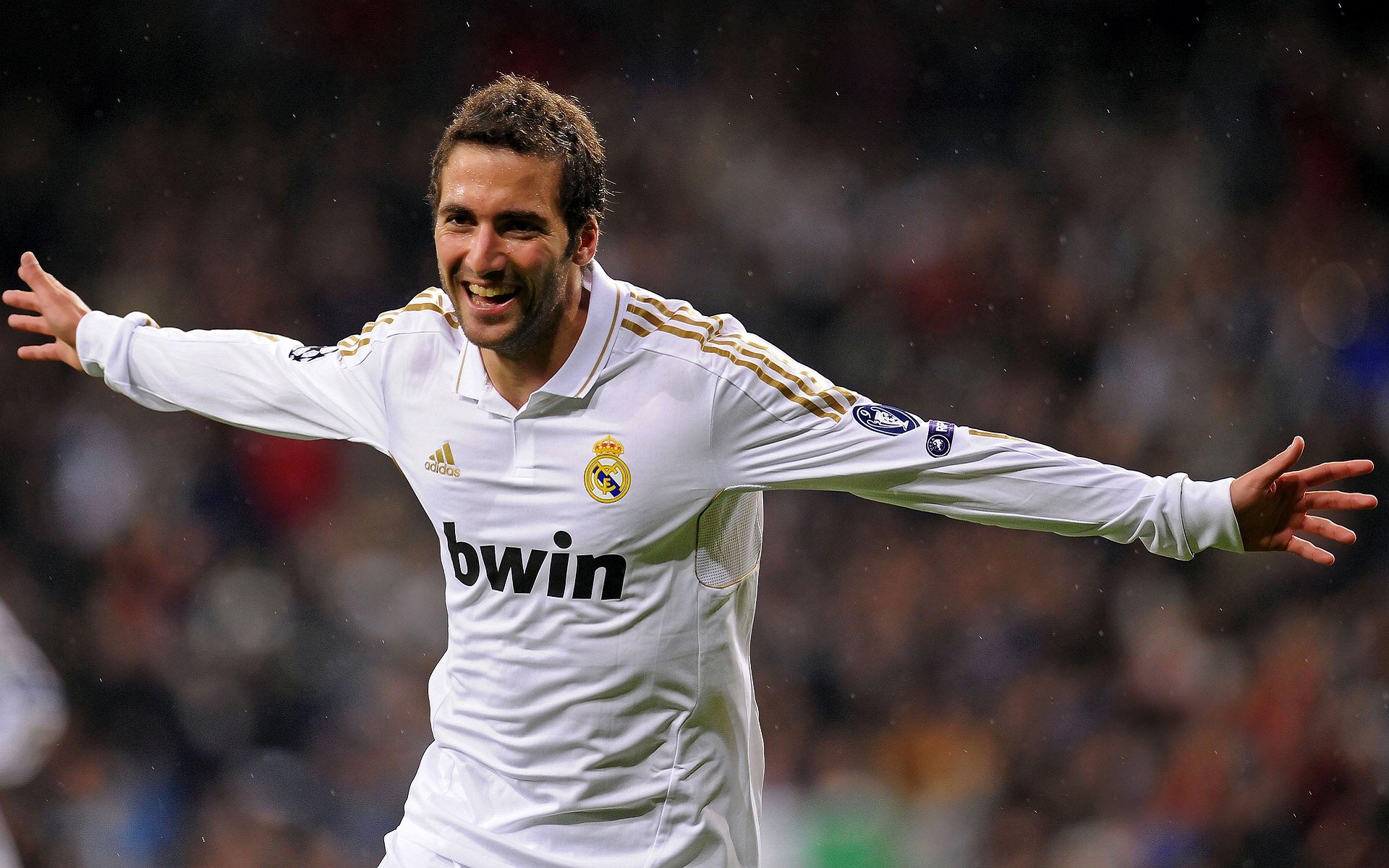 帕尔默用实力证明自己，AC米兰火力全开压制埃及队