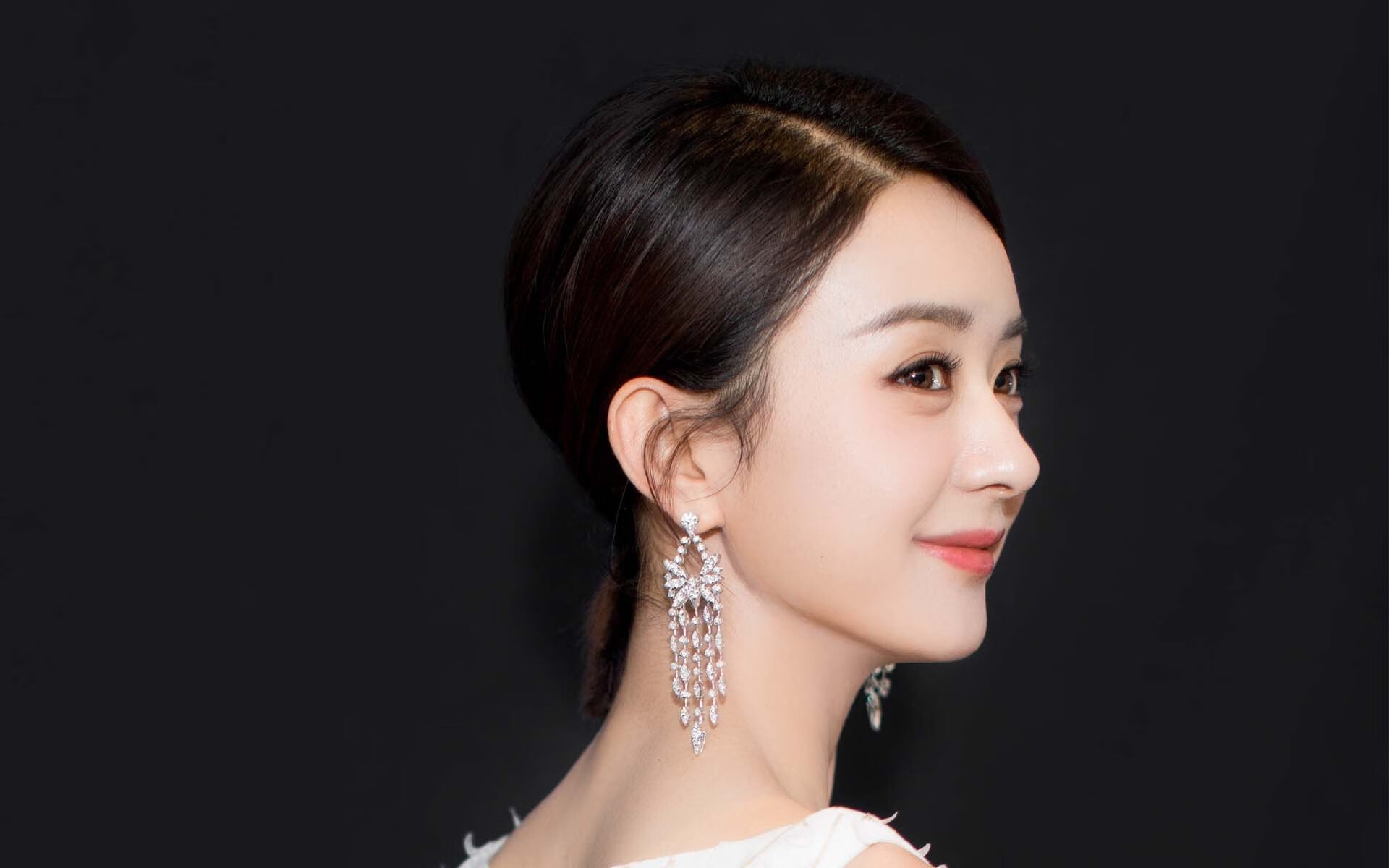 老鹰凶猛，上海滩险些掀翻NBA！库里一记绝命三分拯救亚特兰大！